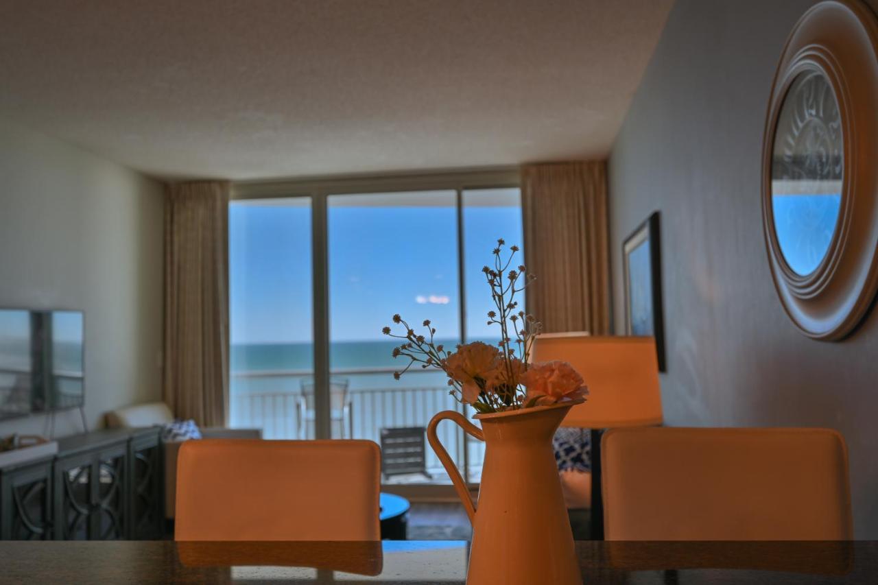 Huge Ocean Front Condo, Amazing Views Миртъл Бийч Екстериор снимка